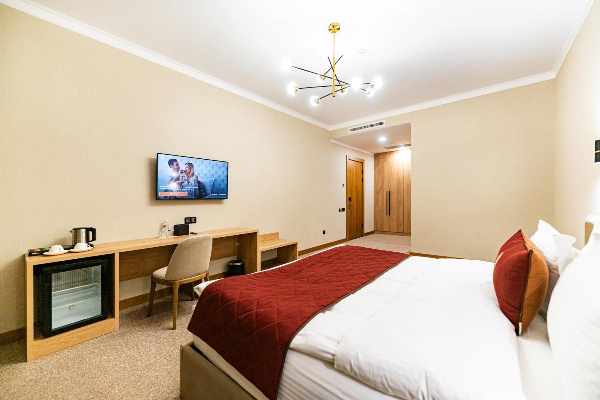 Mardan Hotel Shymkent Exterior photo